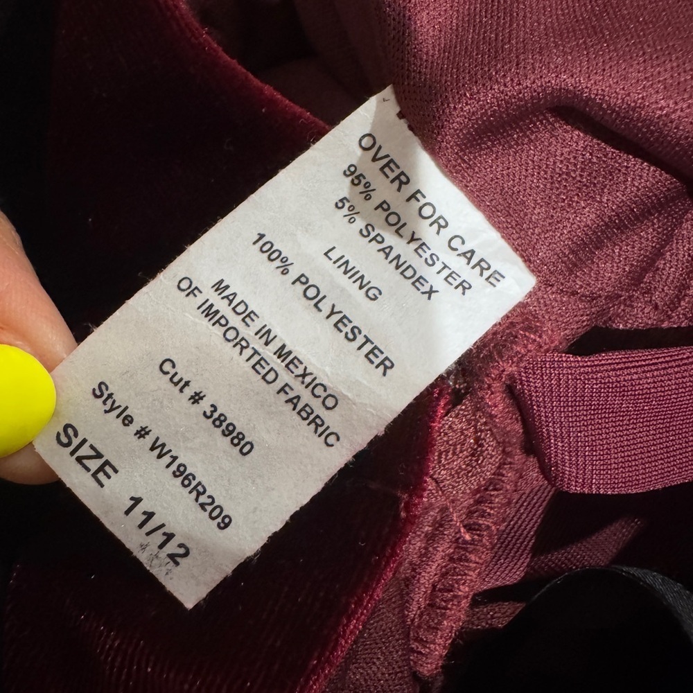 🆕Windsor Burgundy / Bordeaux Velvet Bridesmaid + Formal Gala + Prom Gown Dress - Picture 6 of 8